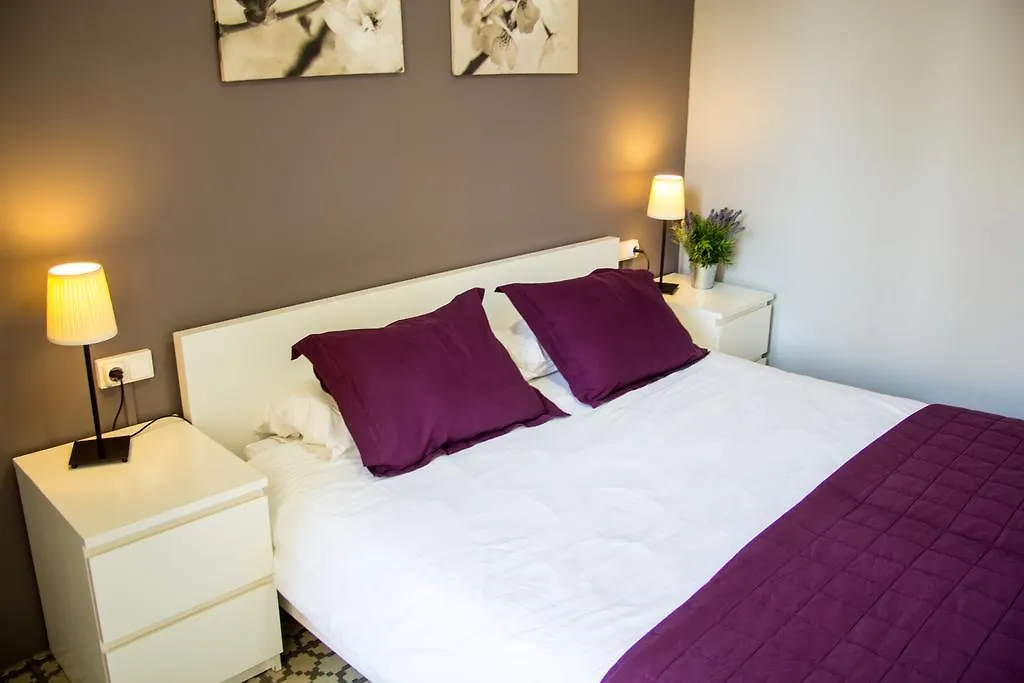 Barcelonaguest Apartamento 0*, Barcelona